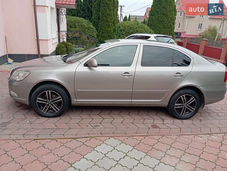 Лифтбек Skoda Octavia 2012 в Хмельницком фото 8 Лифтбек Skoda Octavia 2012 в Хмельницком
