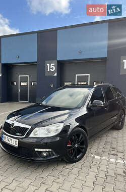 Универсал Skoda Octavia 2011 в 