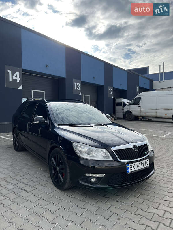 Универсал Skoda Octavia 2011 в Ровно
