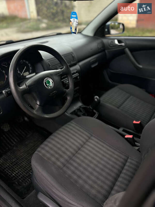Универсал Skoda Octavia 2004 в Виннице