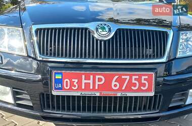 Лифтбек Skoda Octavia 2009 в 