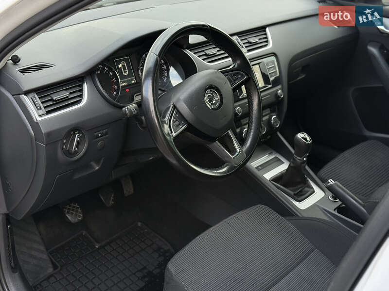 Універсал Skoda Octavia 2015 в Луцьку фото 25 Універсал Skoda Octavia 2015 в Луцьку