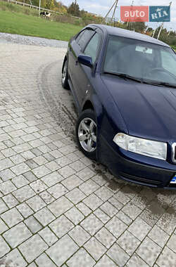 Лифтбек Skoda Octavia 2004 в Буске