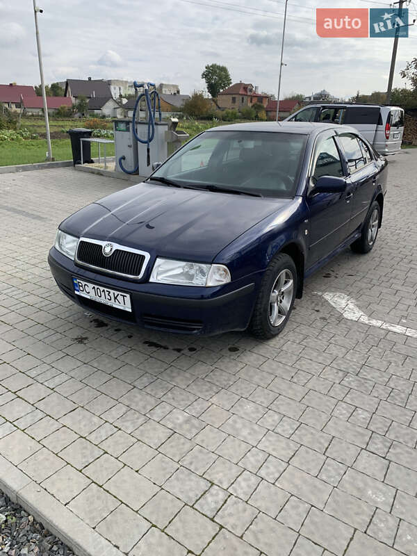 Лифтбек Skoda Octavia 2004 в Буске