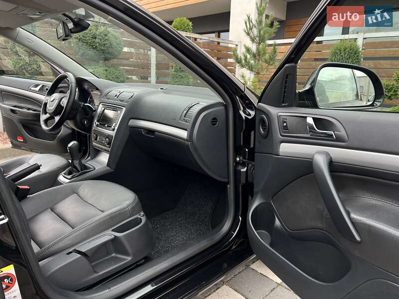 Универсал Skoda Octavia 2012 в Стрые