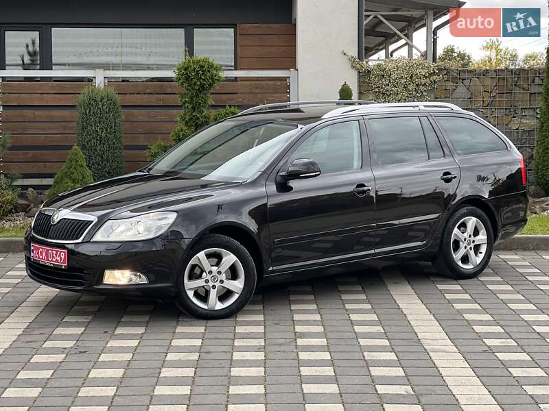 Универсал Skoda Octavia 2012 в Стрые