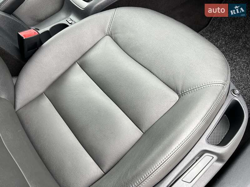 Универсал Skoda Octavia 2012 в Стрые