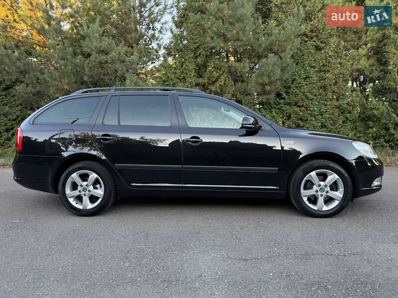 Универсал Skoda Octavia 2012 в Ровно