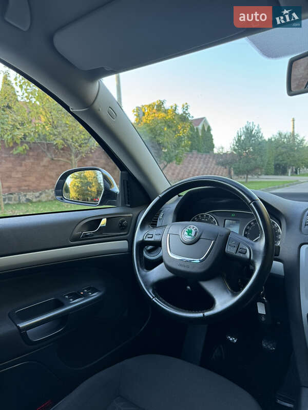 Универсал Skoda Octavia 2012 в Ровно