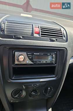 Лифтбек Skoda Octavia 2008 в 