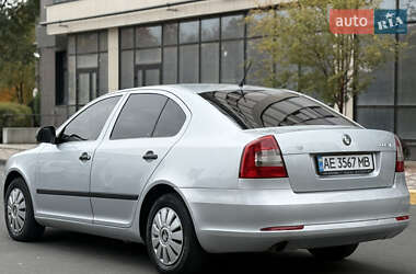Лифтбек Skoda Octavia 2011 в 