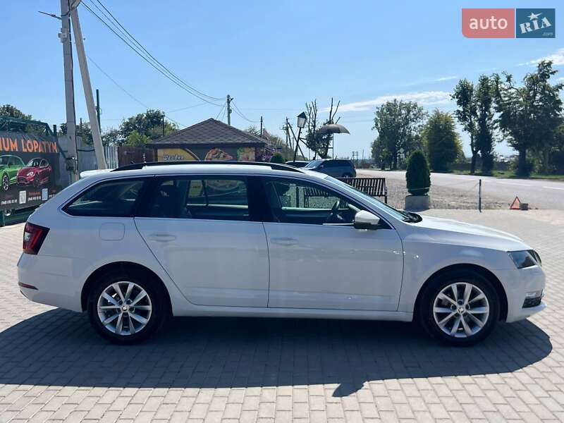 Універсал Skoda Octavia 2020 в Радехові