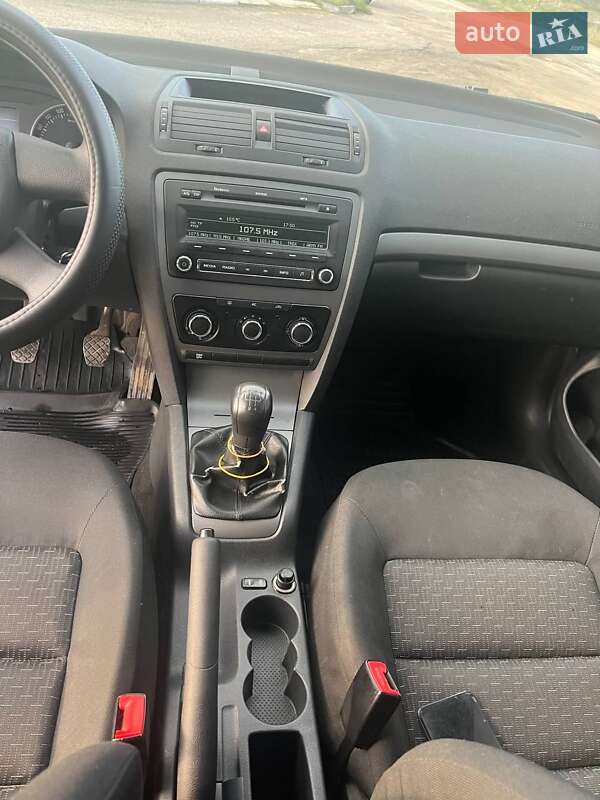 Лифтбек Skoda Octavia 2008 в Сарнах фото 16 Лифтбек Skoda Octavia 2008 в Сарнах
