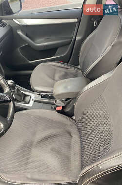Ліфтбек Skoda Octavia 2013 в  фото 12 Ліфтбек Skoda Octavia 2013 в