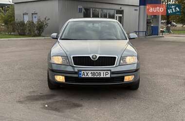 Лифтбек Skoda Octavia 2006 в 