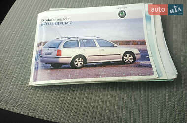 Универсал Skoda Octavia 2005 в  фото 28 Универсал Skoda Octavia 2005 в
