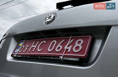 Универсал Skoda Octavia 2009 в 