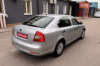 Лифтбек Skoda Octavia 2010 в 
