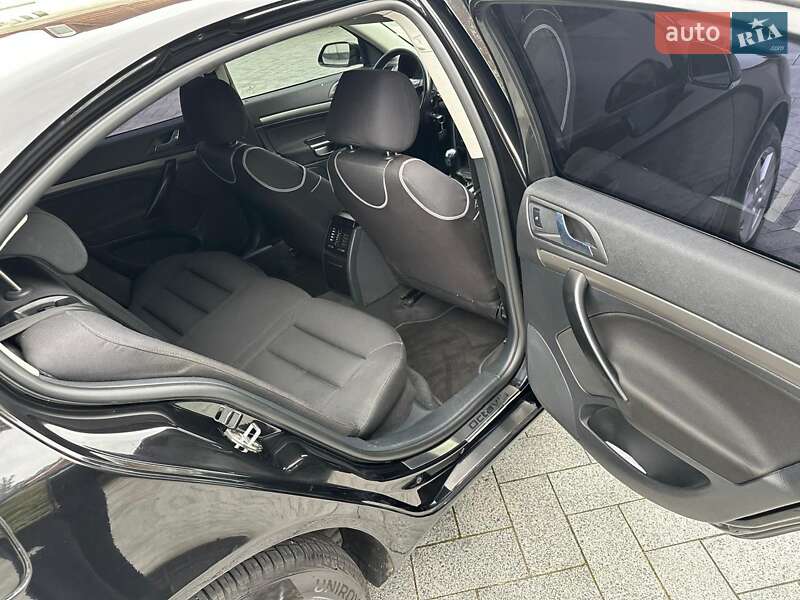 Лифтбек Skoda Octavia 2004 в Борисполе