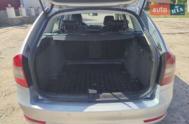 Универсал Skoda Octavia 2010 в 