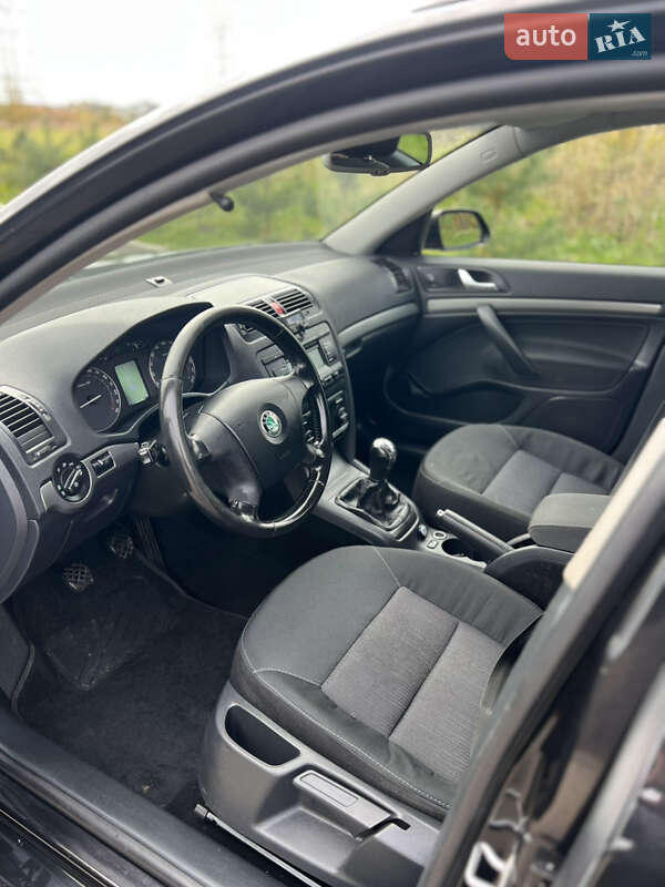 Универсал Skoda Octavia 2007 в Ровно
