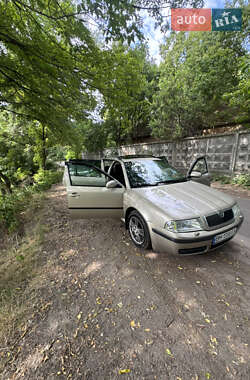 Универсал Skoda Octavia 2004 в 