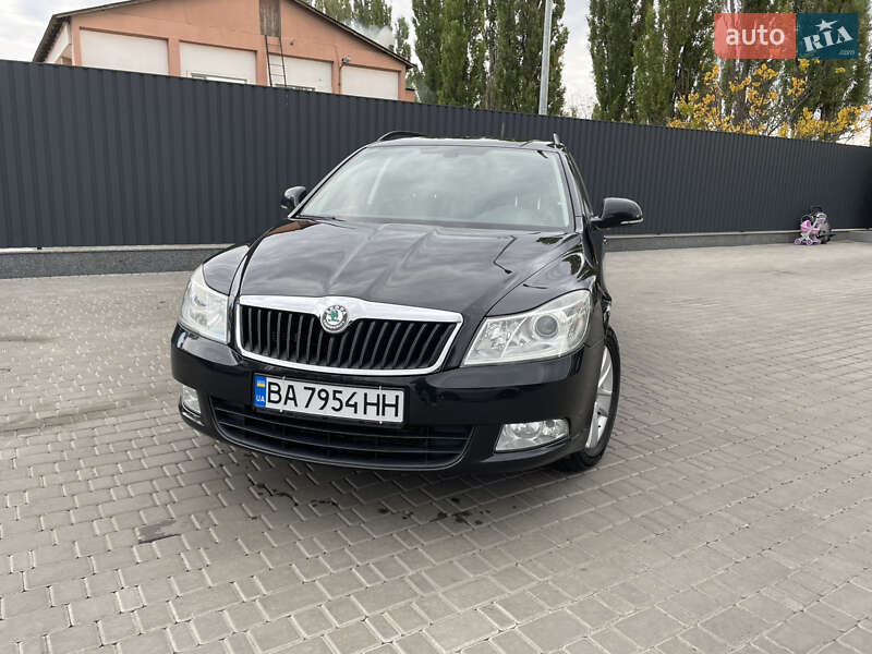 Універсал Skoda Octavia 2012 в Кропивницькому