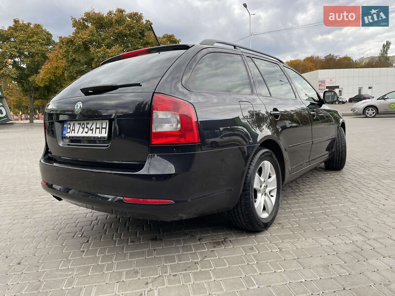 Універсал Skoda Octavia 2012 в Кропивницькому