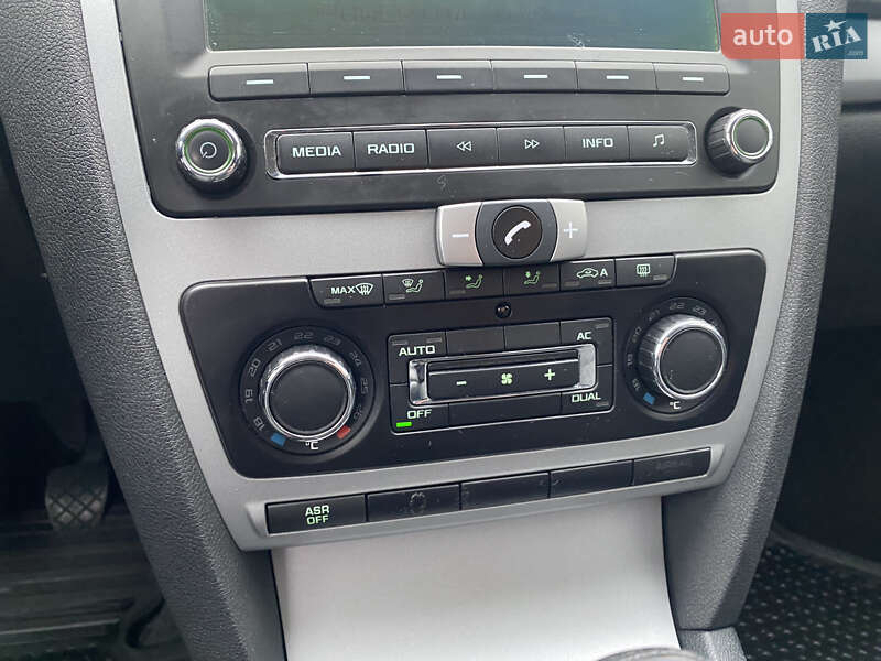 Лифтбек Skoda Octavia 2012 в Киеве фото 5 Лифтбек Skoda Octavia 2012 в Киеве