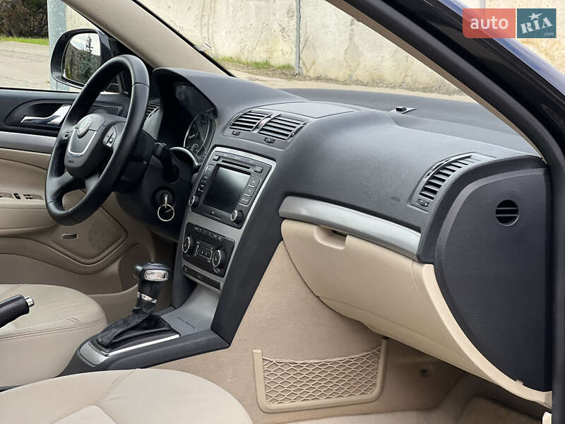 Универсал Skoda Octavia 2009 в Стрые