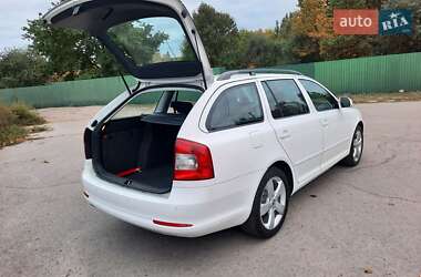 Универсал Skoda Octavia 2010 в 