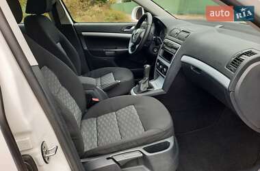 Универсал Skoda Octavia 2010 в 
