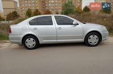 Лифтбек Skoda Octavia 2011 в 