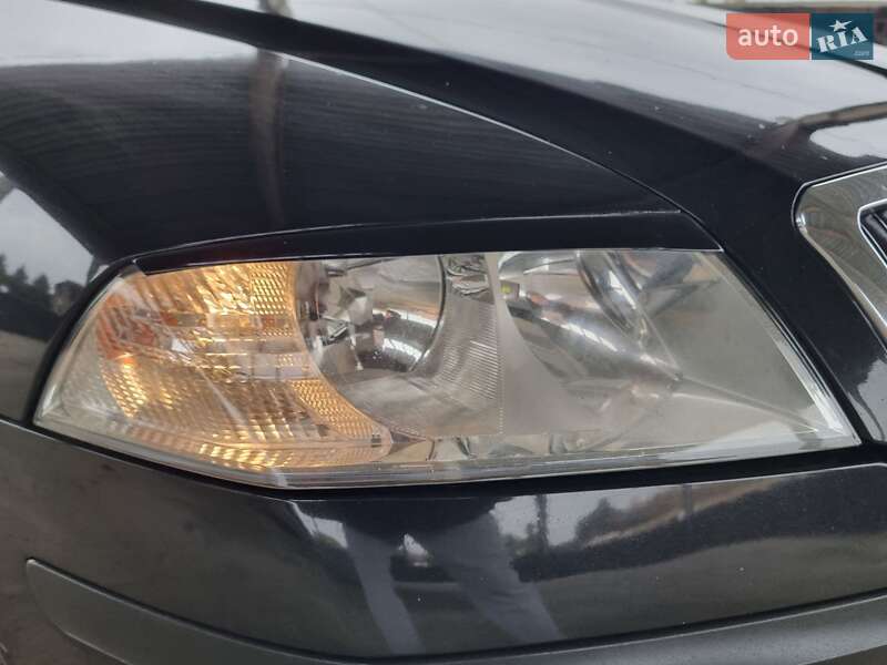 Лифтбек Skoda Octavia 2012 в Виннице