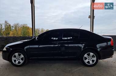 Лифтбек Skoda Octavia 2012 в 