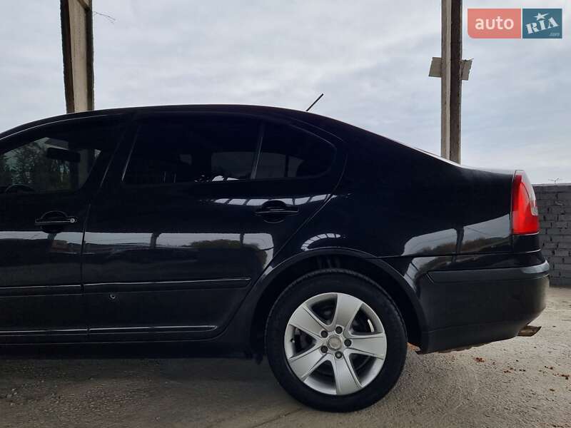 Лифтбек Skoda Octavia 2012 в Виннице