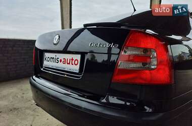 Лифтбек Skoda Octavia 2012 в 