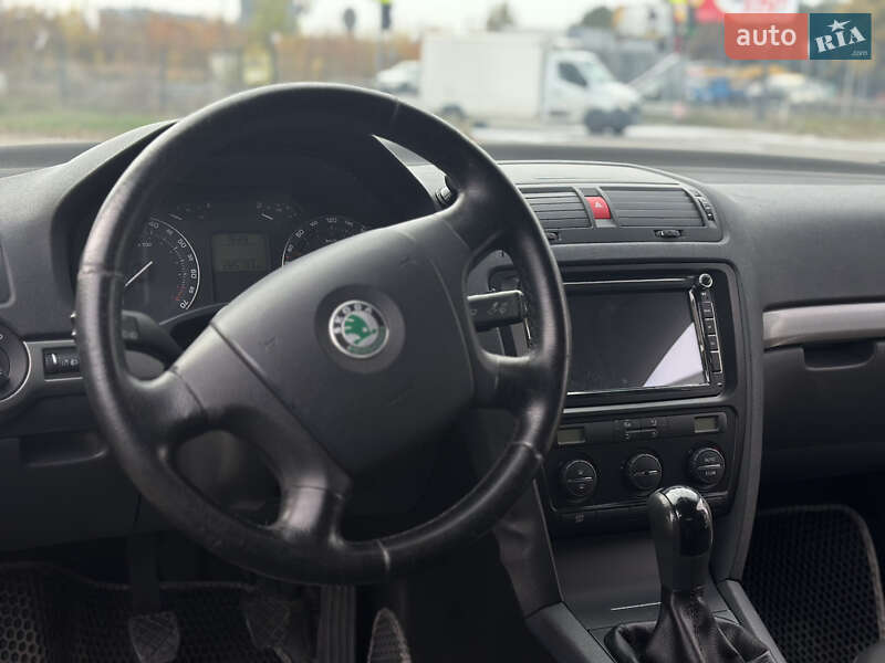 Лифтбек Skoda Octavia 2007 в Полтаве