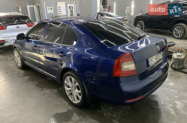 Лифтбек Skoda Octavia 2010 в 