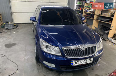 Лифтбек Skoda Octavia 2010 в 
