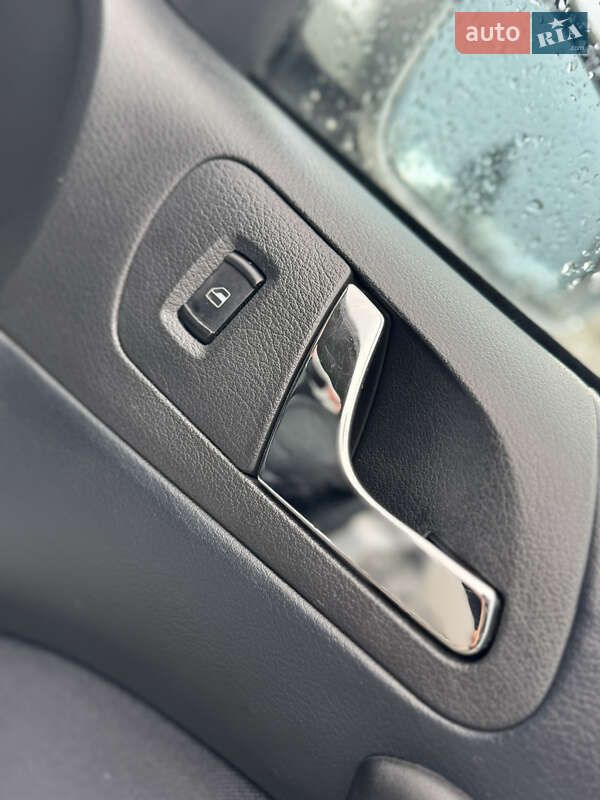 Універсал Skoda Octavia 2006 в Нововолинську