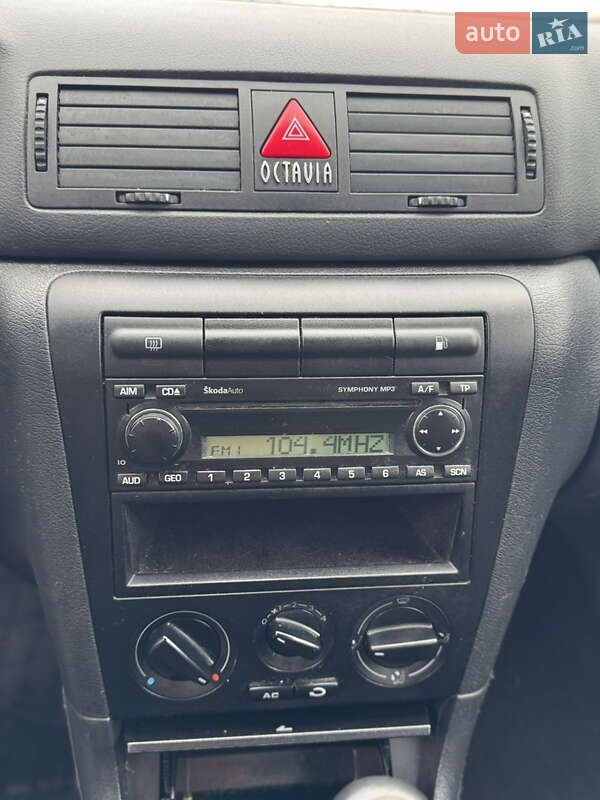 Універсал Skoda Octavia 2006 в Нововолинську