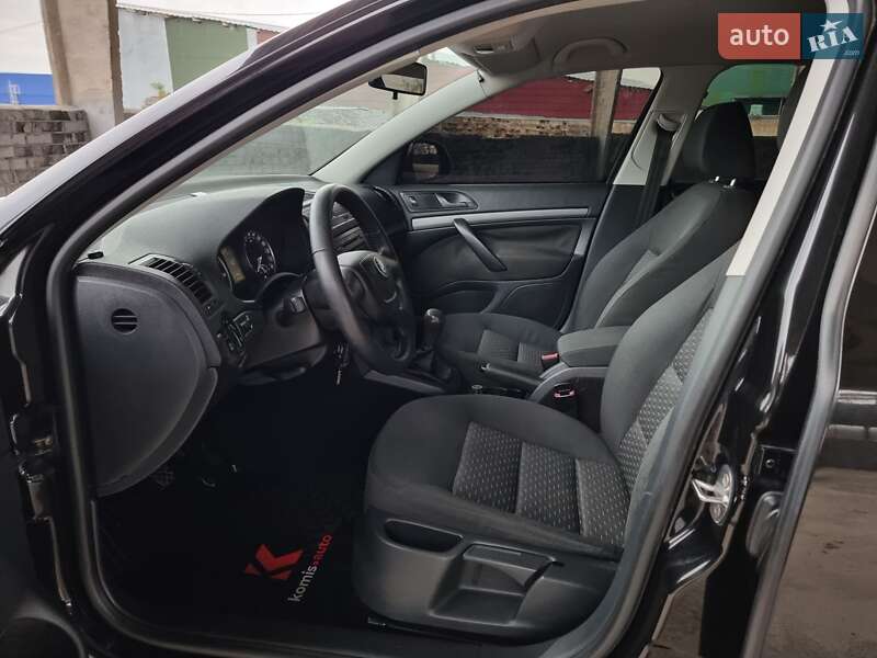 Лифтбек Skoda Octavia 2012 в Виннице