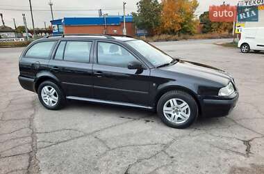 Универсал Skoda Octavia 2009 в 
