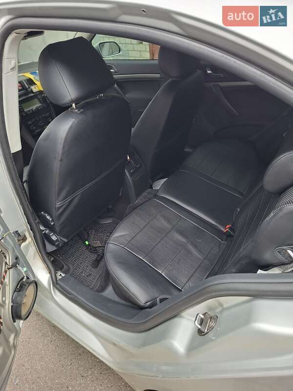 Ліфтбек Skoda Octavia 2008 в Харкові