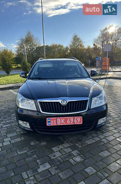 Універсал Skoda Octavia 2012 в Луцьку