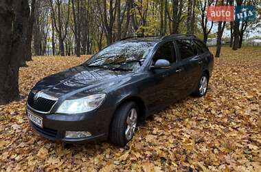 Універсал Skoda Octavia 2011 в Глухові