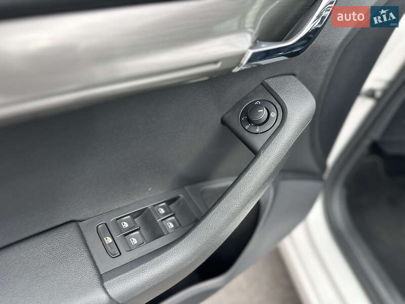 Универсал Skoda Octavia 2019 в Виннице