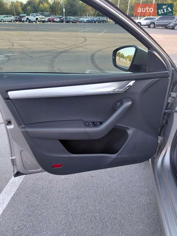 Лифтбек Skoda Octavia 2017 в Днепре фото 19 Лифтбек Skoda Octavia 2017 в Днепре