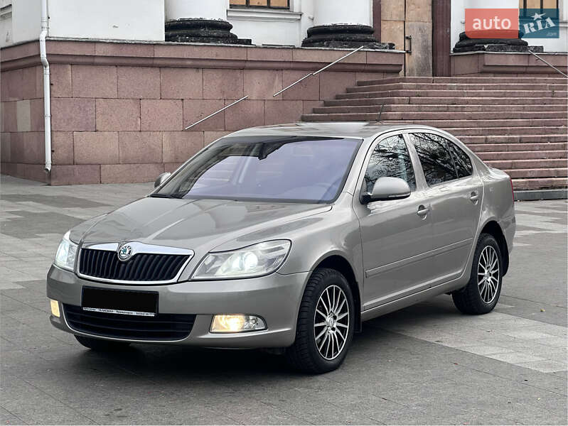 Skoda Octavia 2011